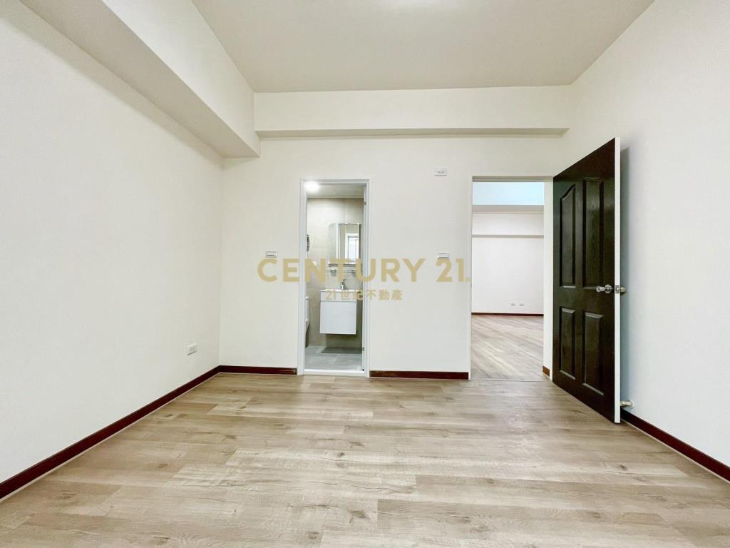 逢甲商圈熊貓天下美3房平車