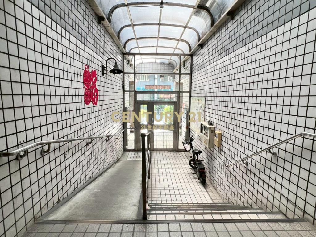 五期南屯捷運站3房+車位