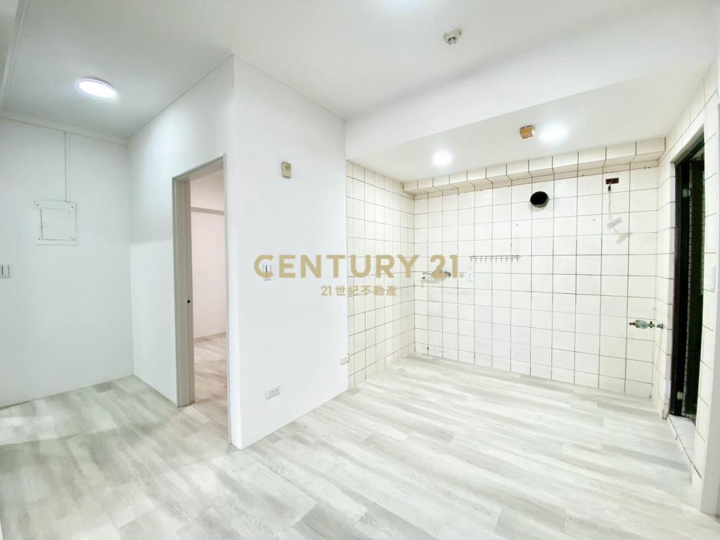 中國醫一中商圈全新整理3房平車