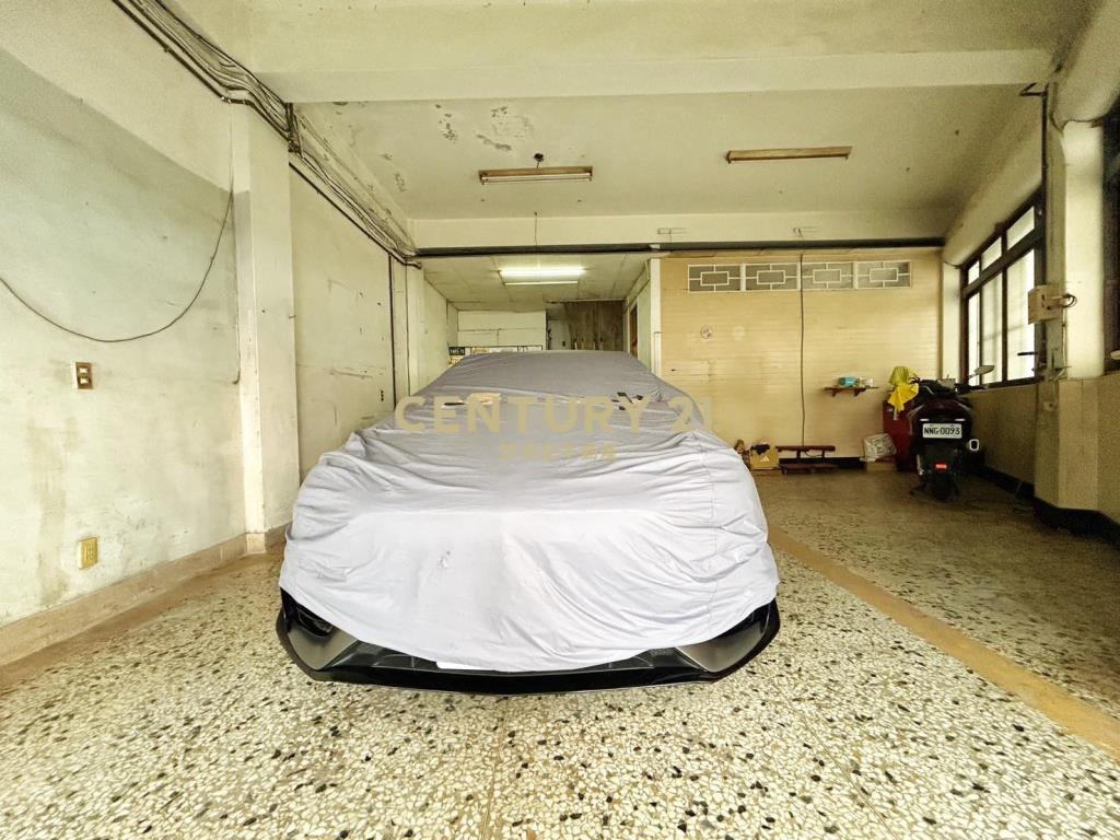 何厝街黃金角透店