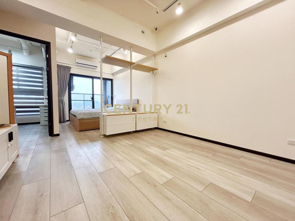 達麗大道次頂樓景觀戶