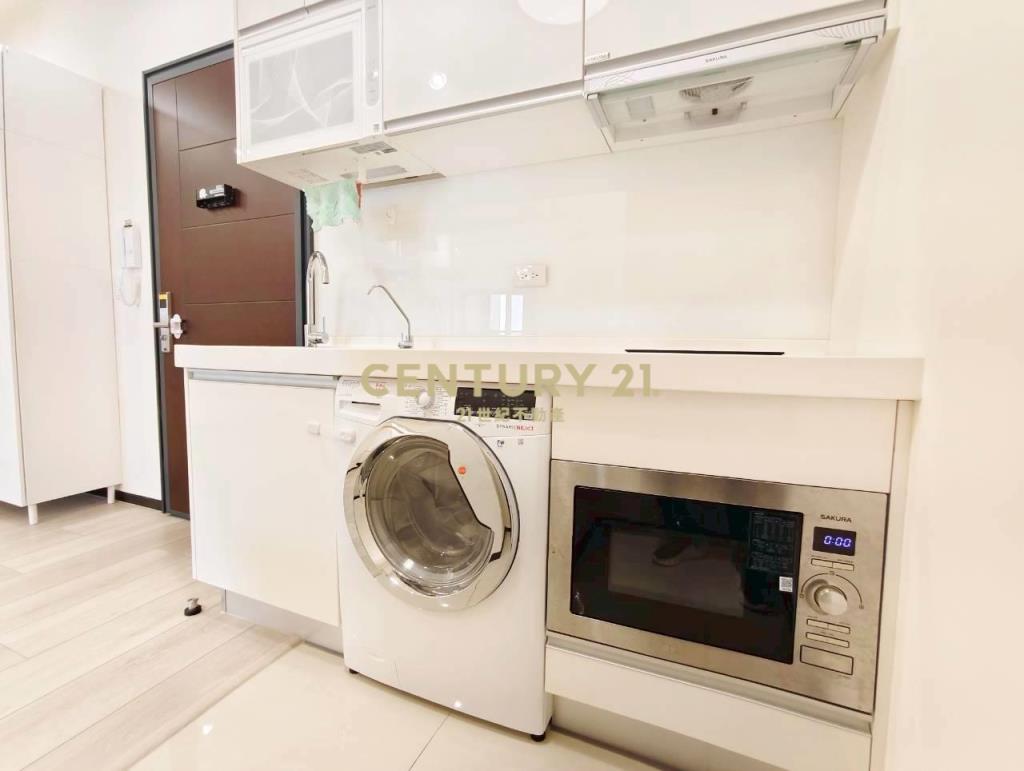 達麗大道次頂樓景觀戶