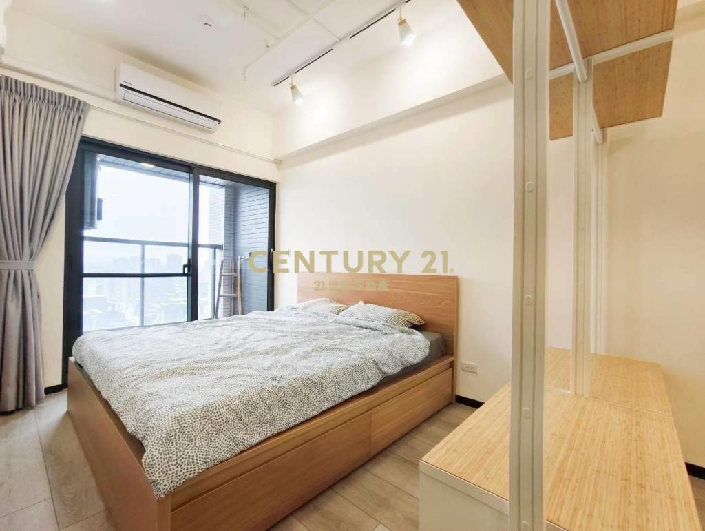 達麗大道次頂樓景觀戶