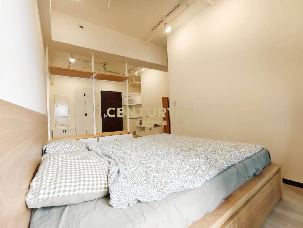 達麗大道次頂樓景觀戶