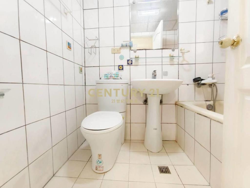 麥克阿瑟3房寧靜屋