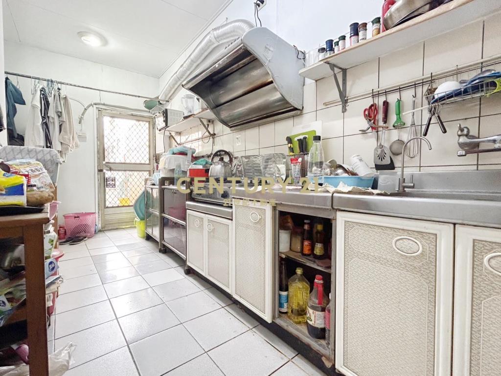 國美館旁文創區孝親房+庭院透天