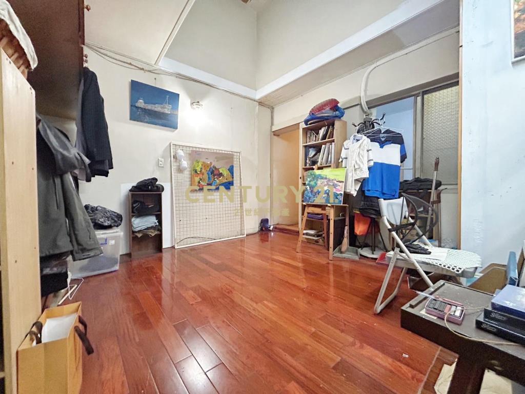 國美館旁文創區孝親房+庭院透天