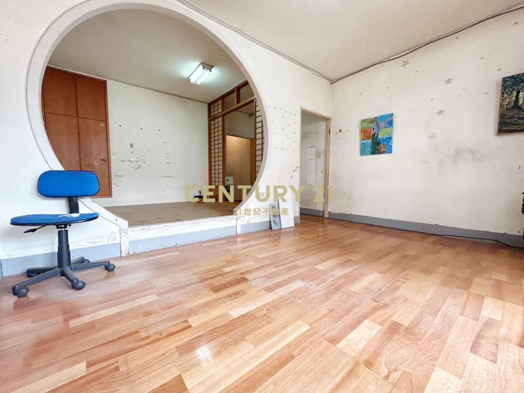 國美館旁文創區孝親房+庭院透天