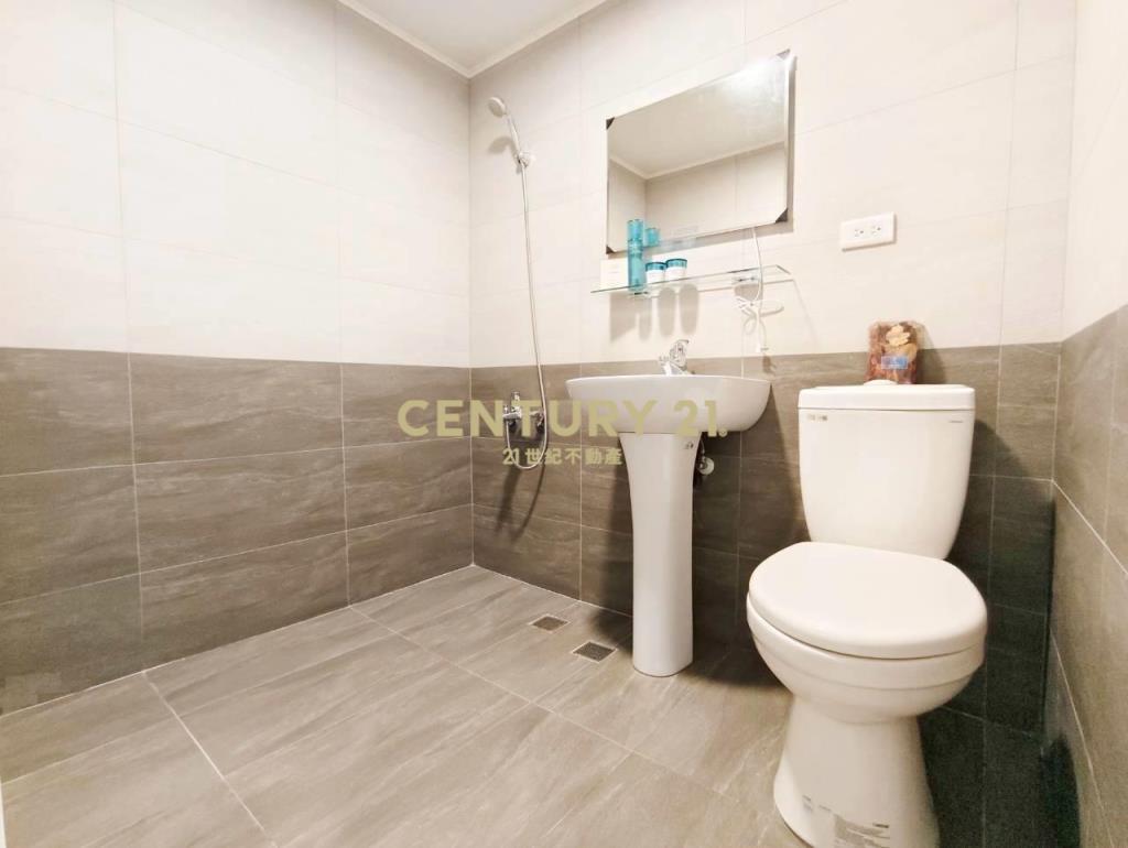 大慶捷運站全新整理美3房