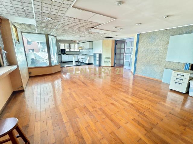 中國醫旁整層辦公室