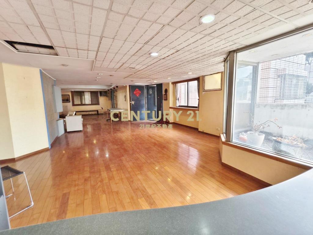 中國醫旁整層辦公室