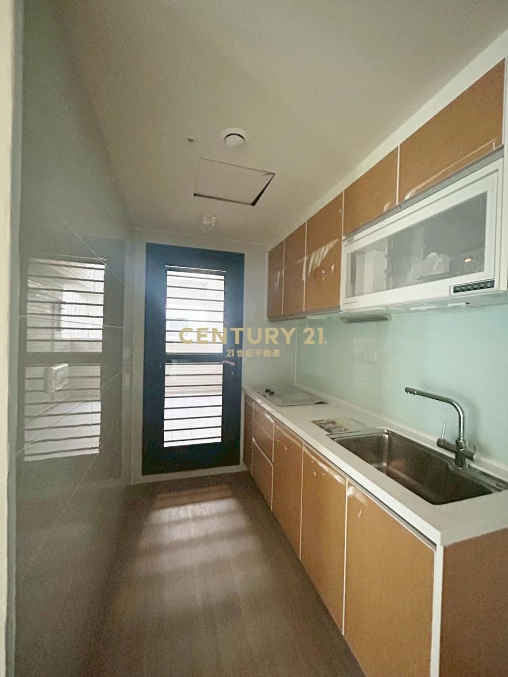 和宜上美3房平車