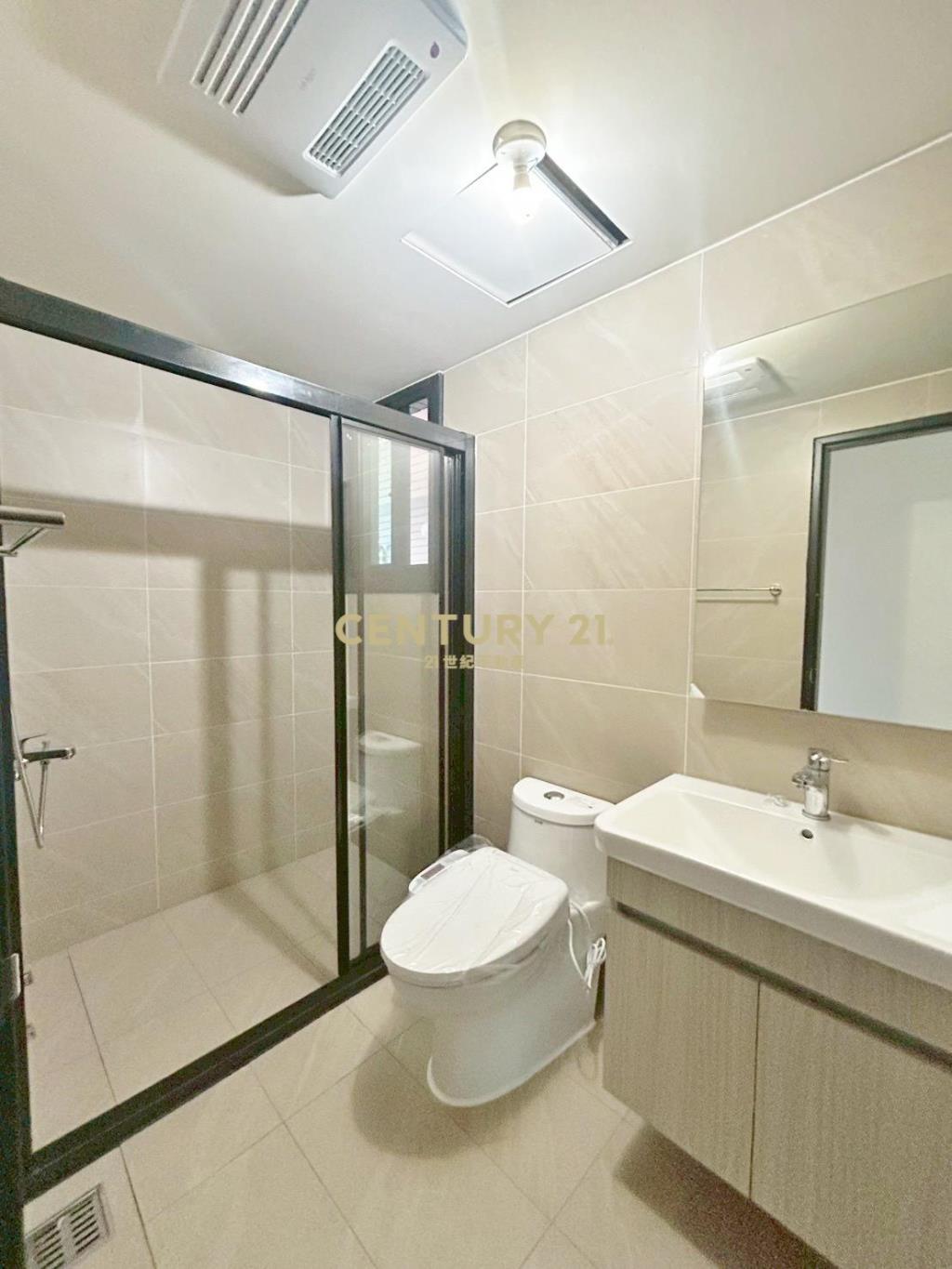 和宜上美3房平車