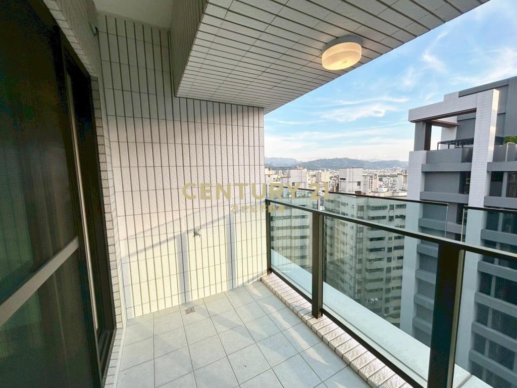 和宜上美3房平車