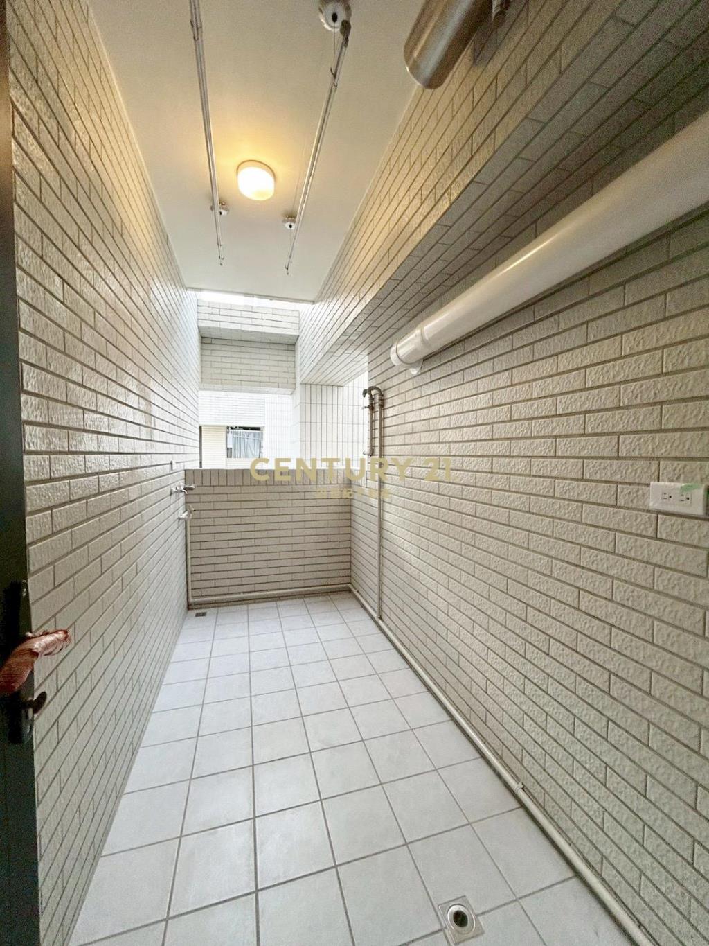 和宜上美3房平車