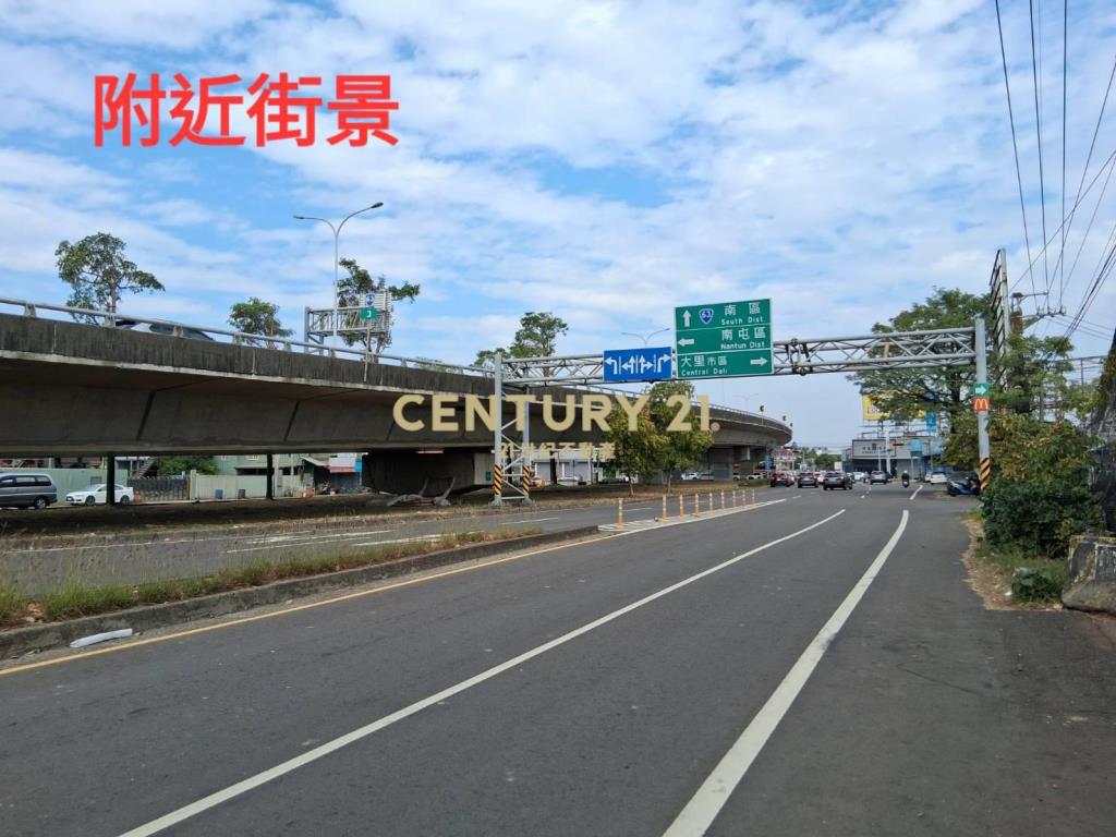 大里路臨路方正農地