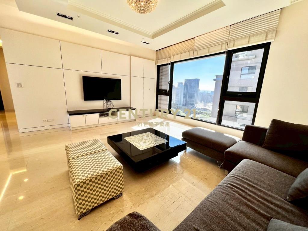 精銳海德一號面文心森林公園第一排