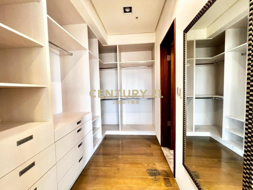 精銳海德一號面文心森林公園第一排