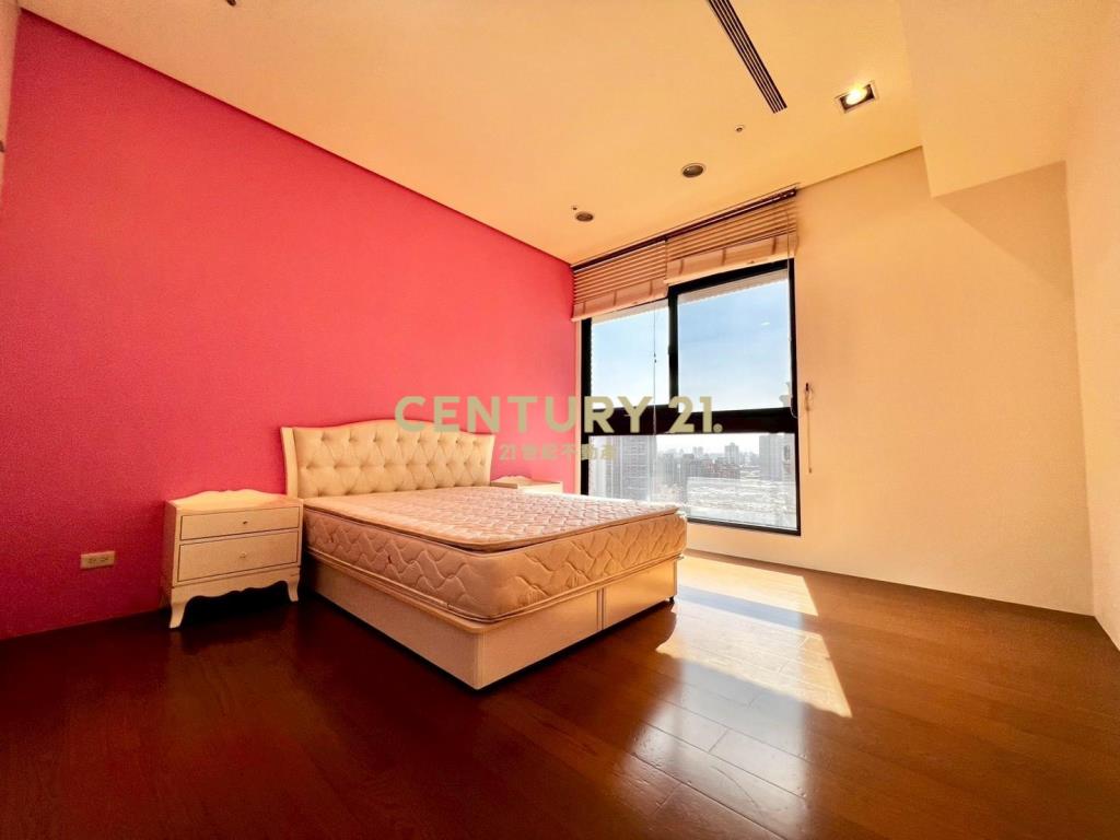 精銳海德一號面文心森林公園第一排