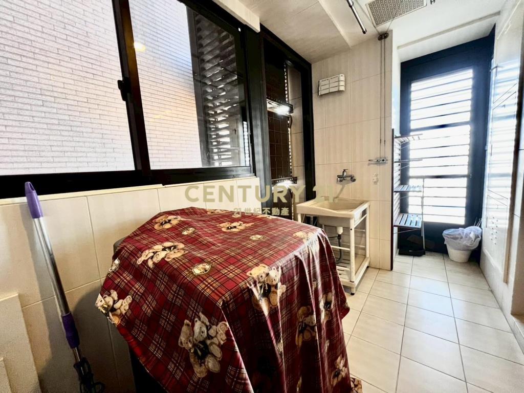 精銳海德一號面文心森林公園第一排