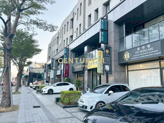 中央公園電梯店面