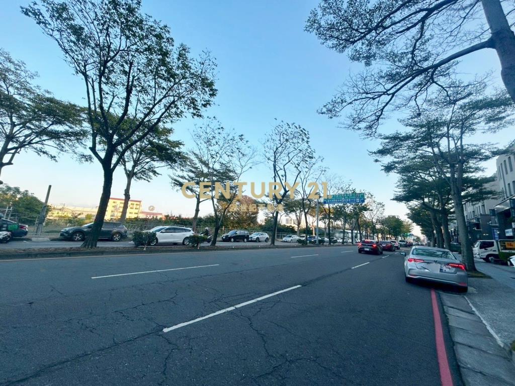 中央公園電梯店面