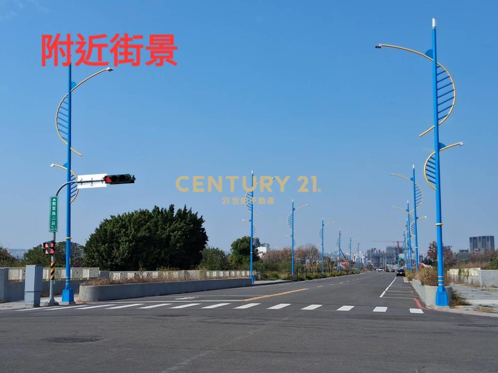 13期正方形住1之3建地