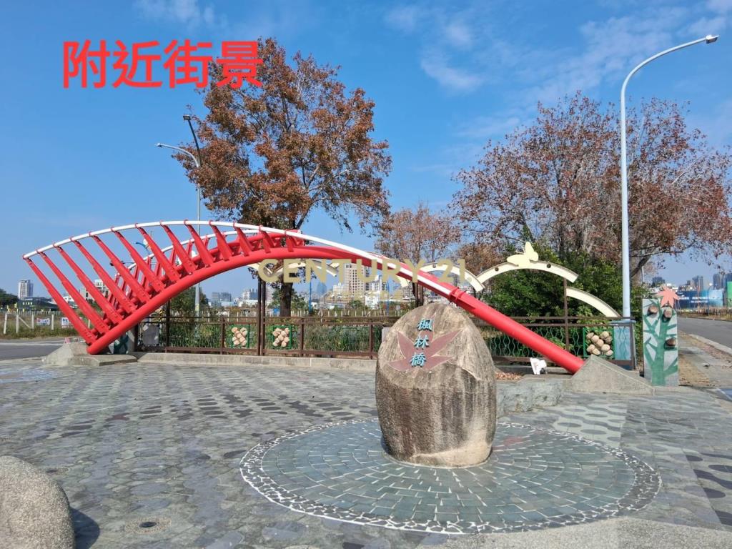 13期正方形住1之3建地