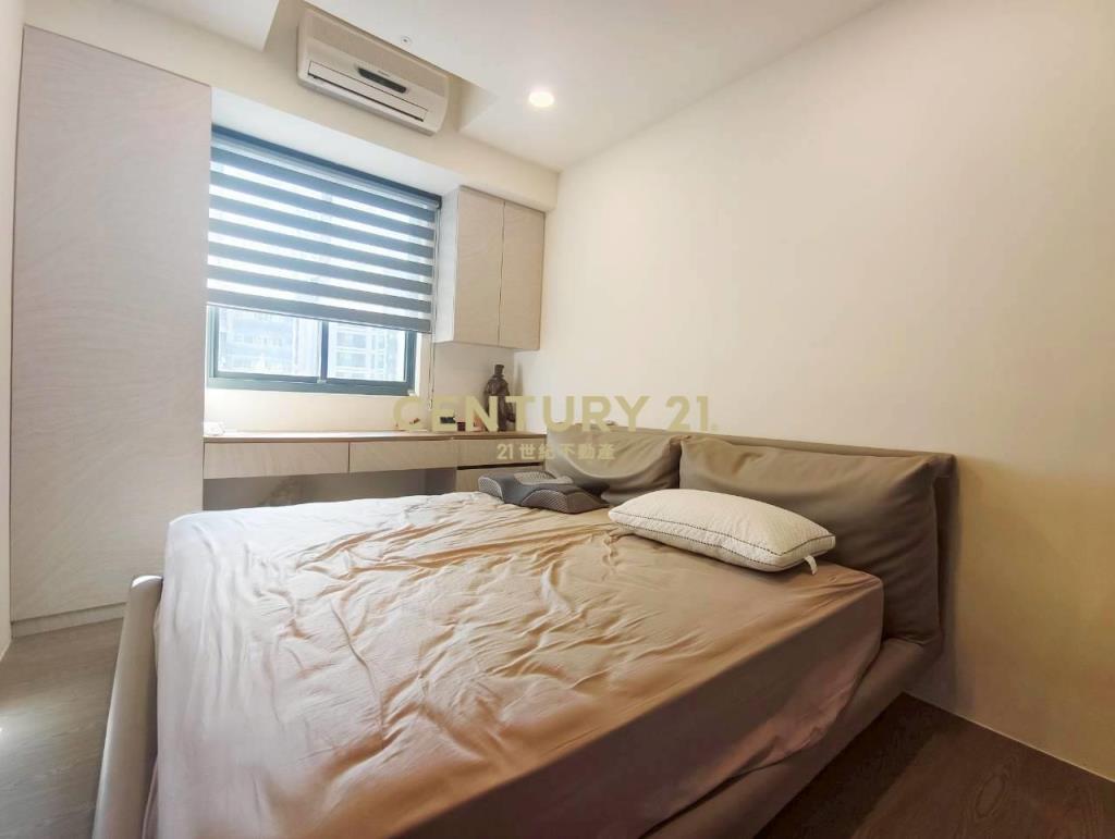 專任─大墩學區世紀風華4+1房雙平車