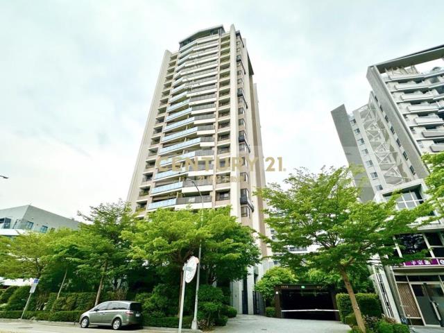 單元二愛樂OP.1三房雙平車頂奢裝潢戶