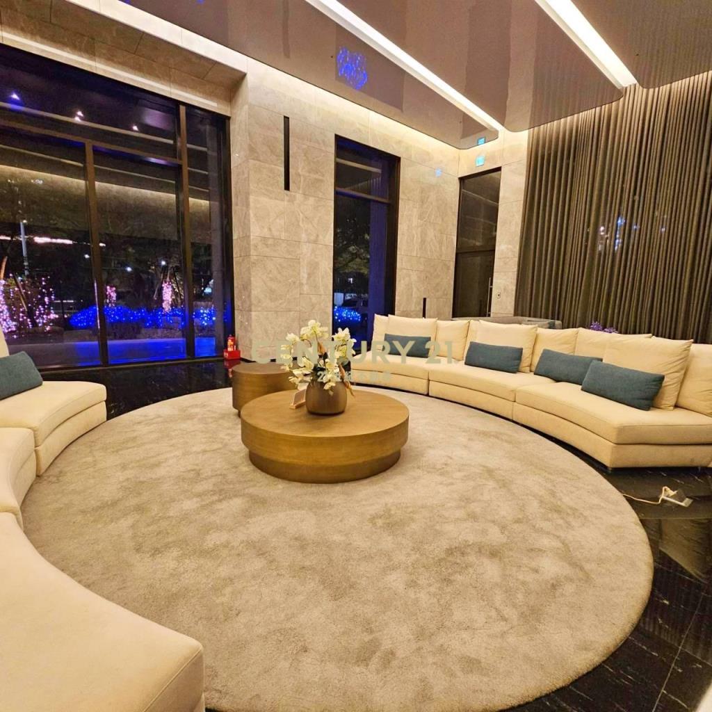 單元二愛樂OP.1三房雙平車頂奢裝潢戶