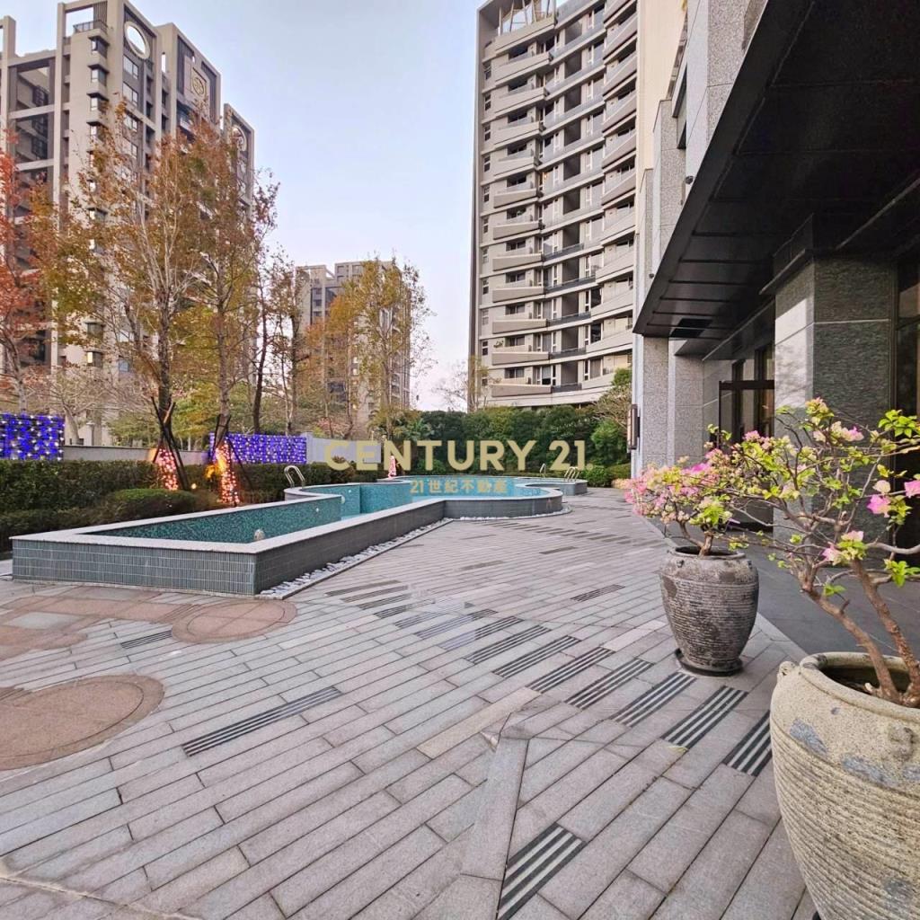 單元二愛樂OP.1三房雙平車頂奢裝潢戶