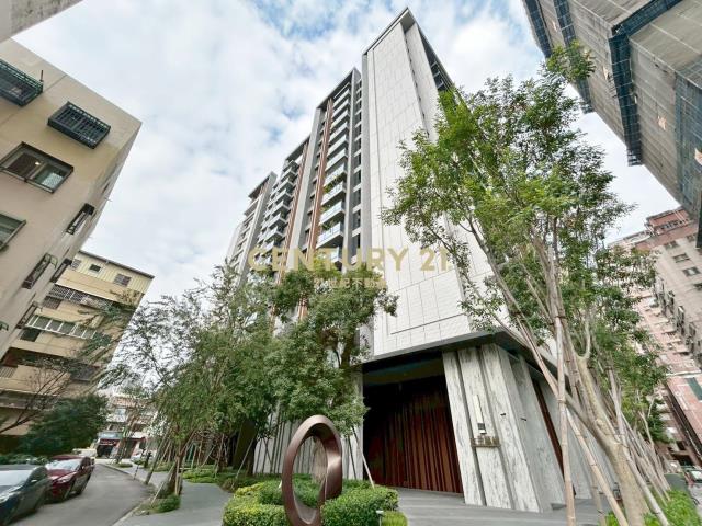 女王萬歲3房平車