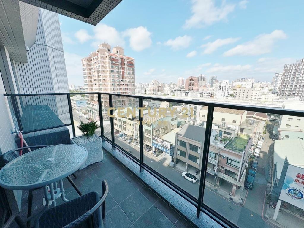 女王萬歲3房平車