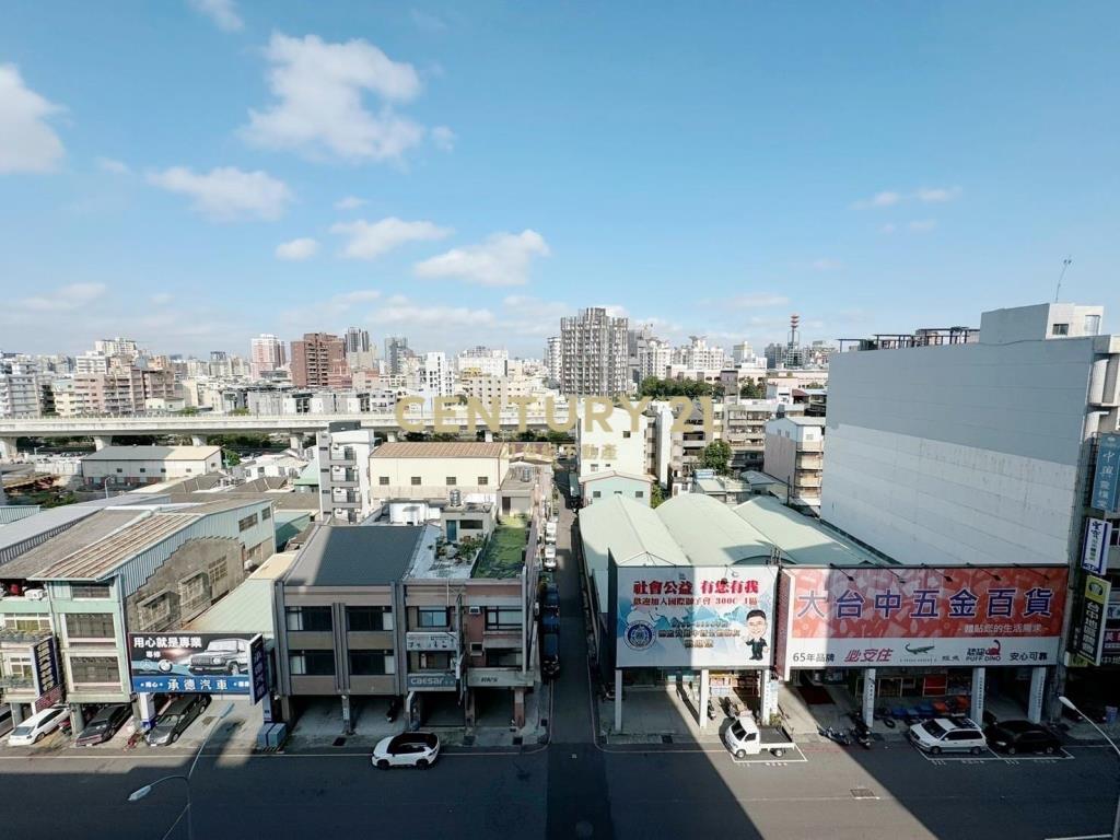 女王萬歲3房平車