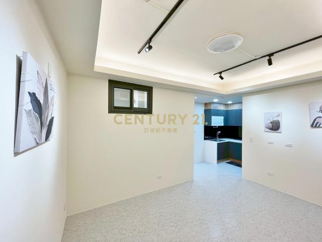 中興商圈全新整理三房美寓