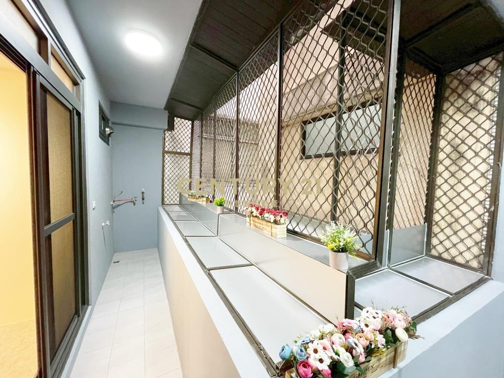 中興商圈全新整理三房美寓