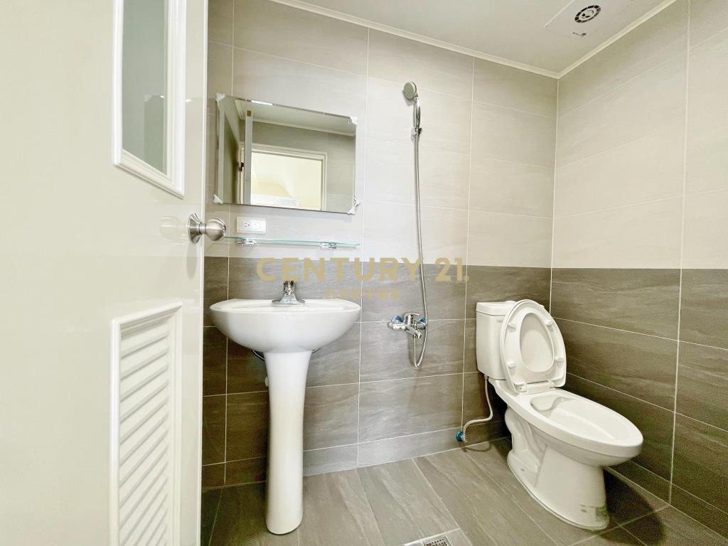 全新整理北屯東光園道3房+車位