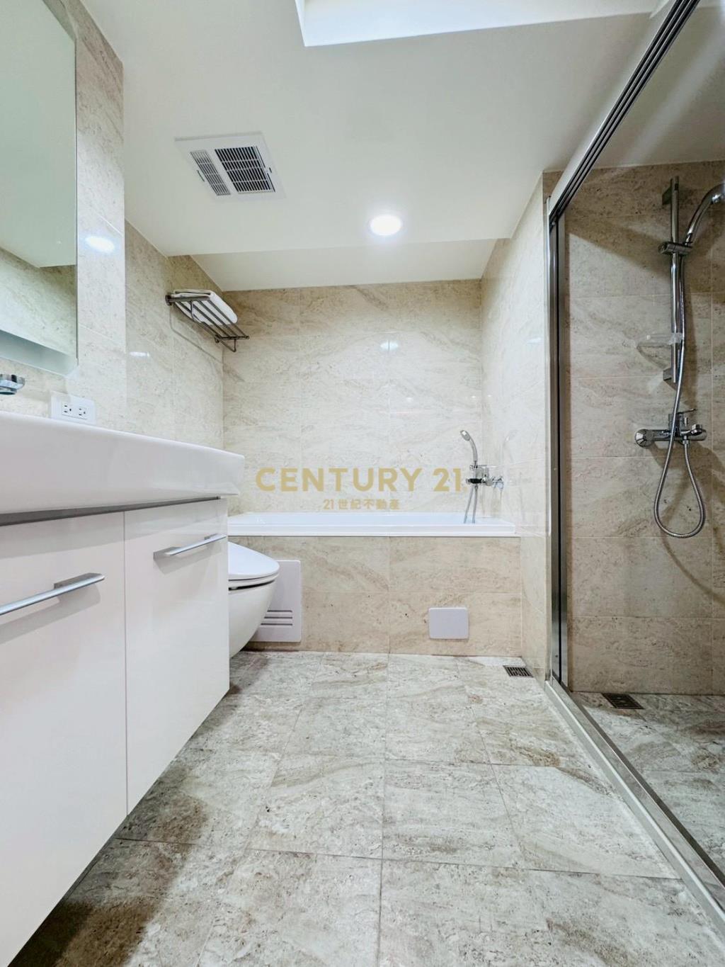 文心愛悅樓中樓平車小豪宅