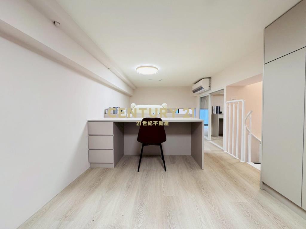 文心愛悅樓中樓平車小豪宅