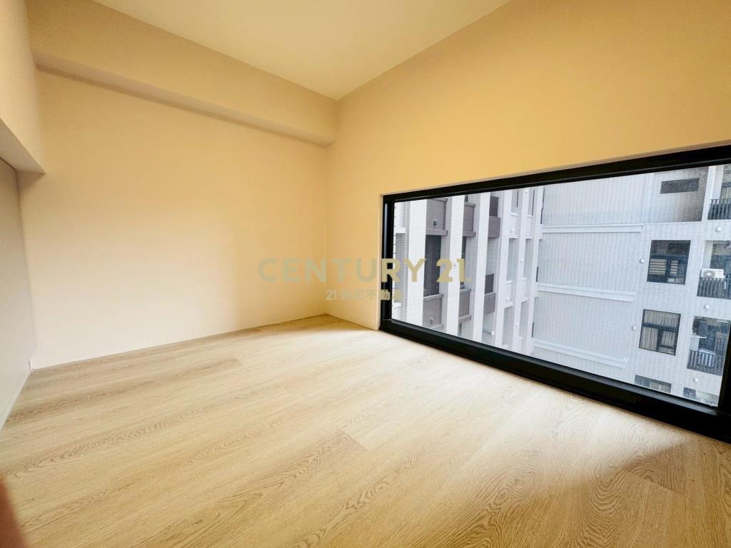 文心愛悅樓中樓平車小豪宅