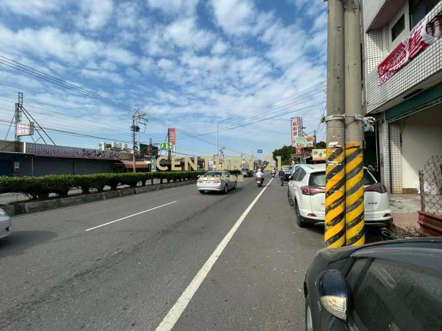 溪湖糖廠旁正彰水路大地坪透店