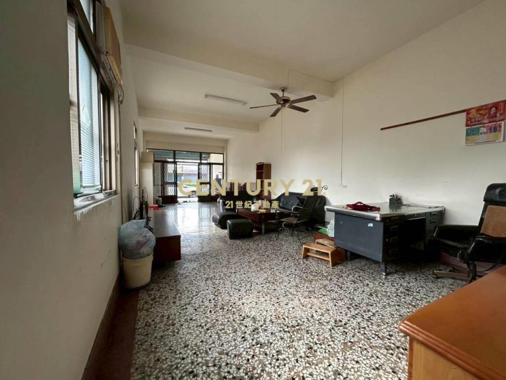 溪湖糖廠旁正彰水路大地坪透店