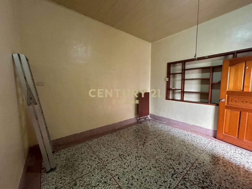 溪湖糖廠旁正彰水路大地坪透店