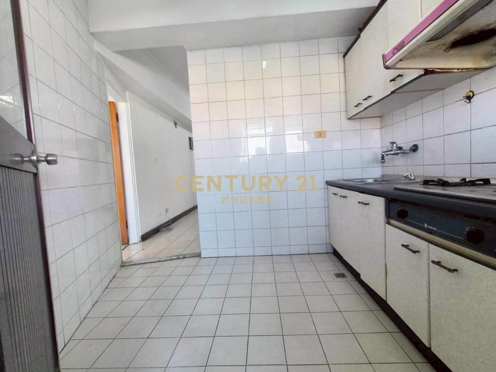 頭家國小低總價邊間3房