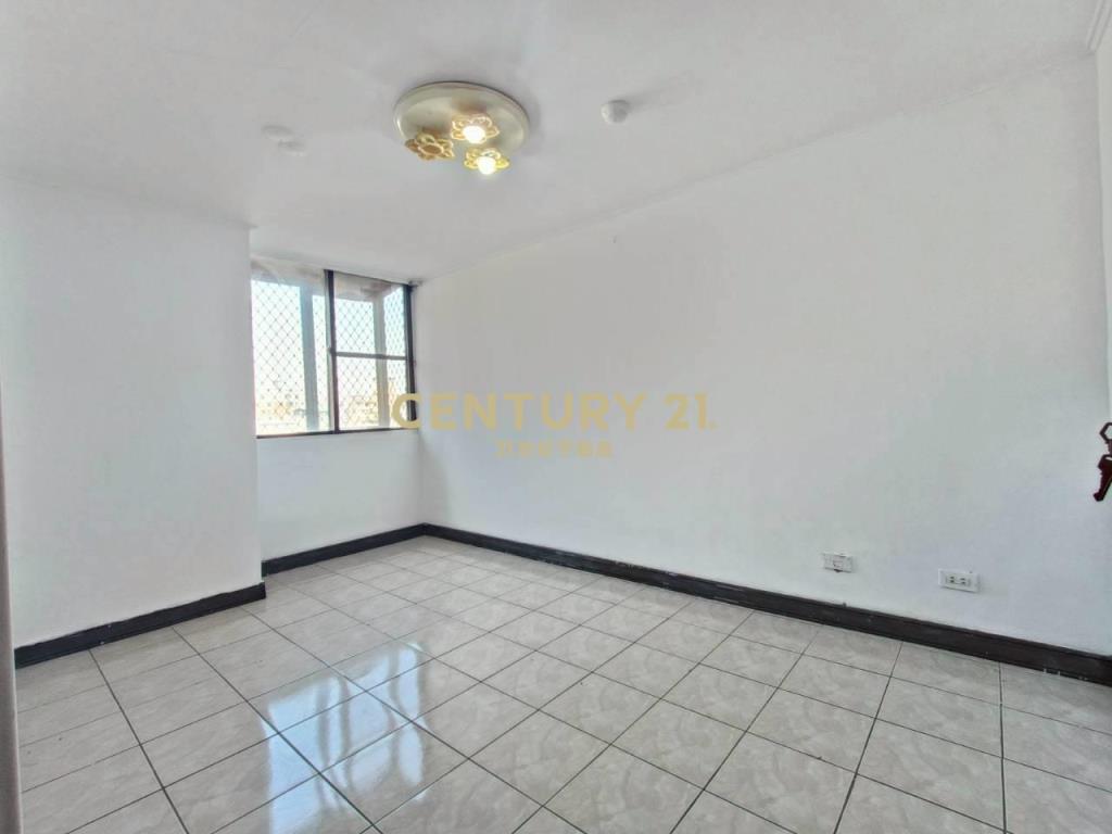 頭家國小低總價邊間3房