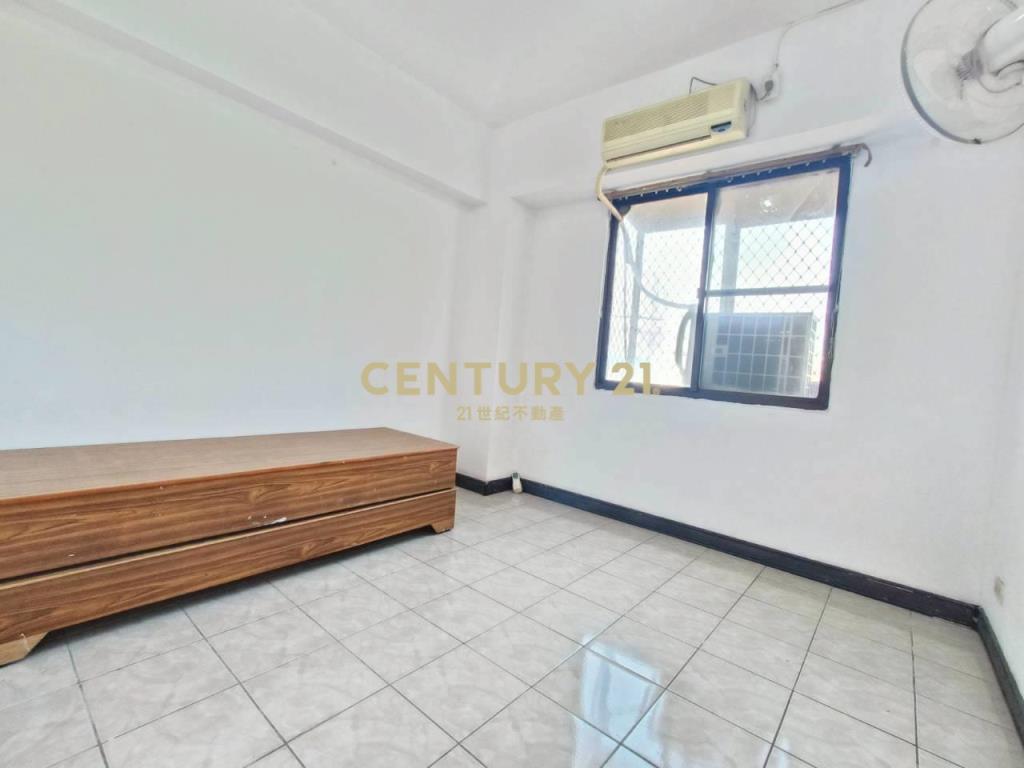 頭家國小低總價邊間3房