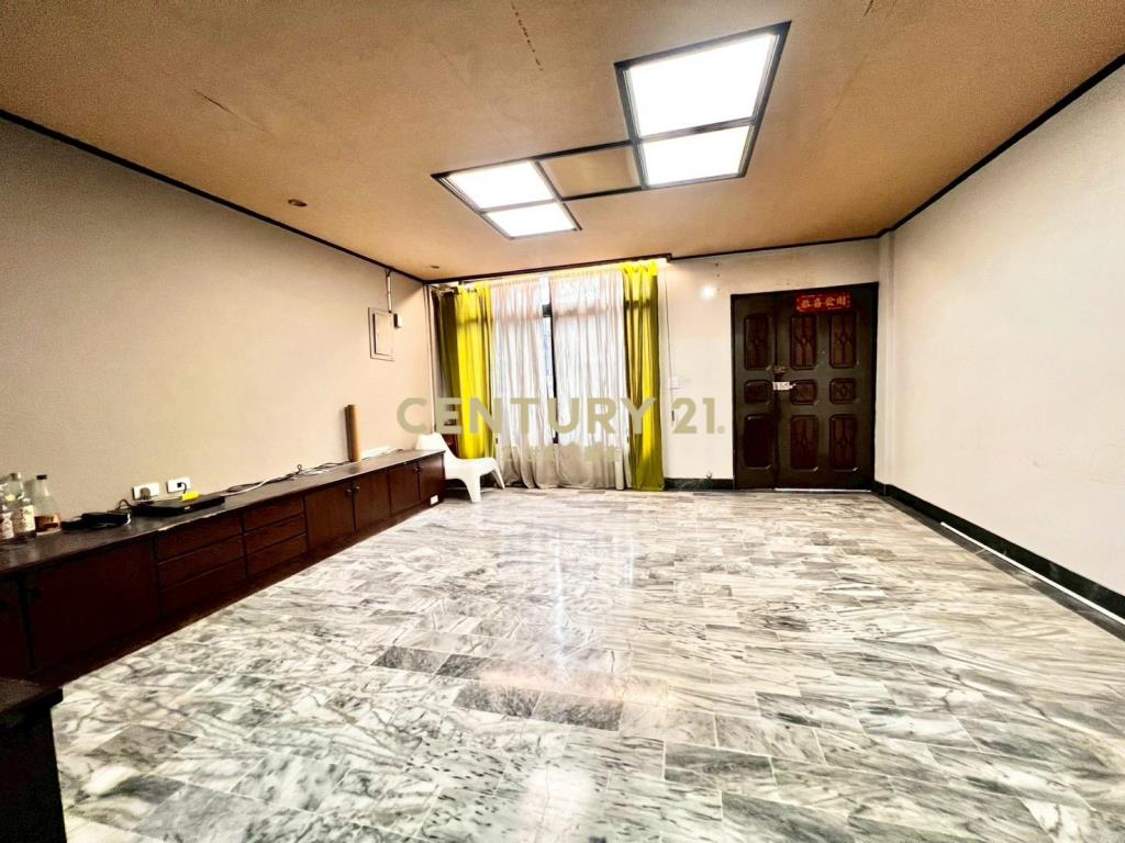 水湳衛道5米面寬車庫透天