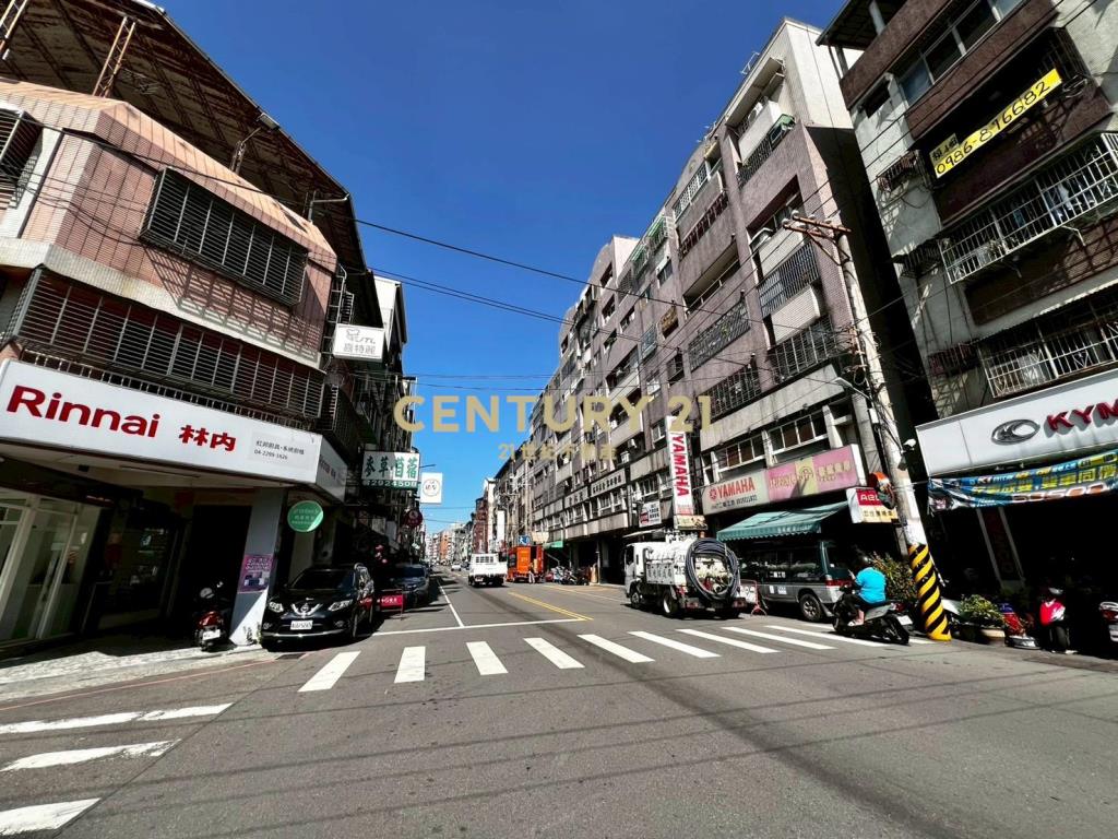 水湳衛道5米面寬車庫透天