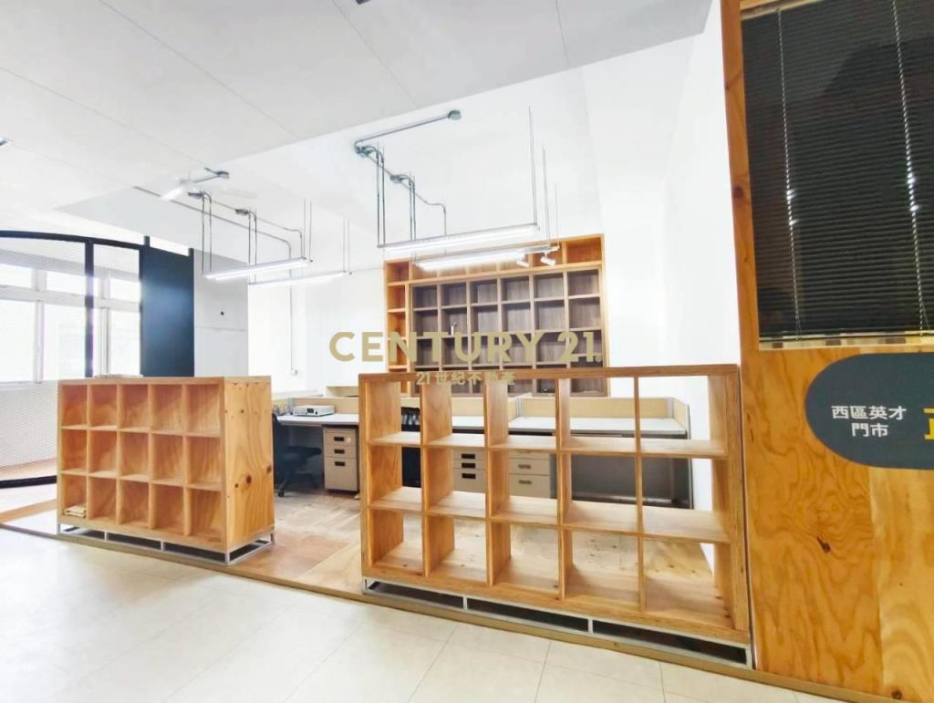 台中國際會展中心旁企業總部